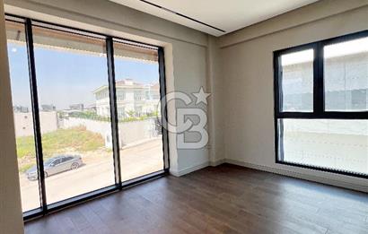 BURSA GÜMÜŞTEPE'DE MODERN MİMARİLİ 6+2 ULTRA LÜKS VİLLA