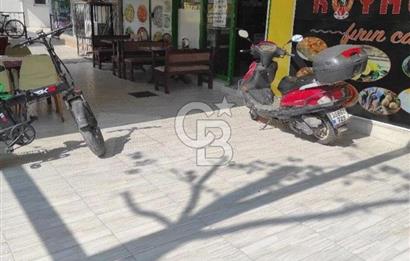 BORNOVA HAŞİM İŞCAN CADDESİ ÜZERİNDE MERKEZİ KONUMDA