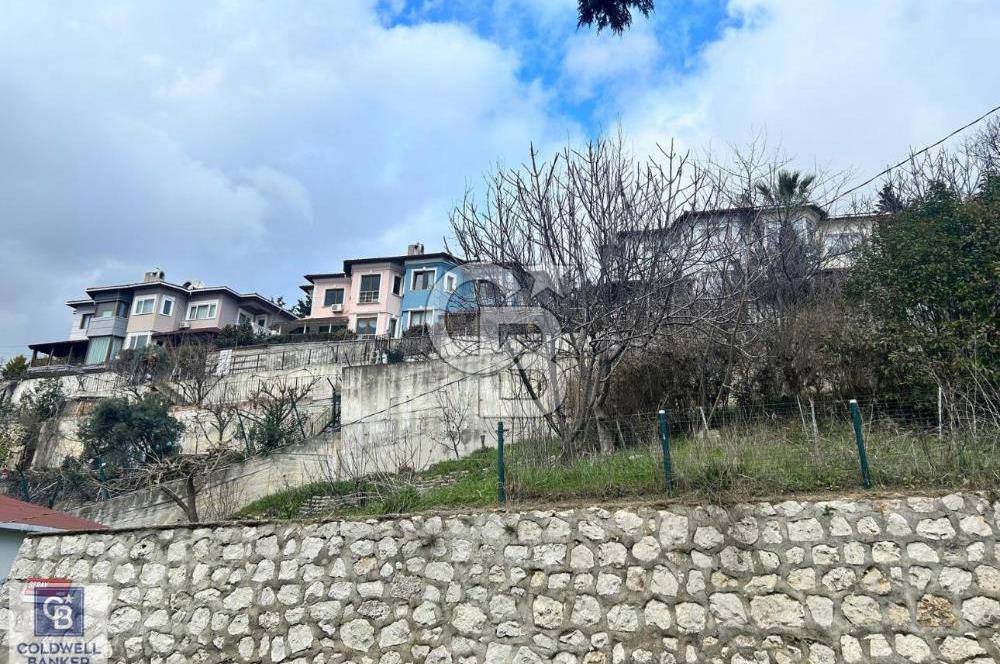 BEYLİKDÜZÜ DENİZ MANZARALI 850 M2 SATILIK VİLLA ARSASI