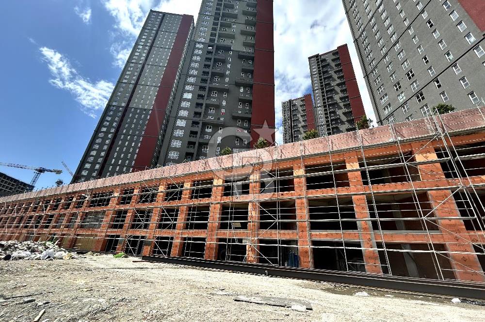 ÖDÜL İSTANBUL BEYLİKDÜZÜ - SATILIK 753 m² 3 KATLI TİCARİ ALAN