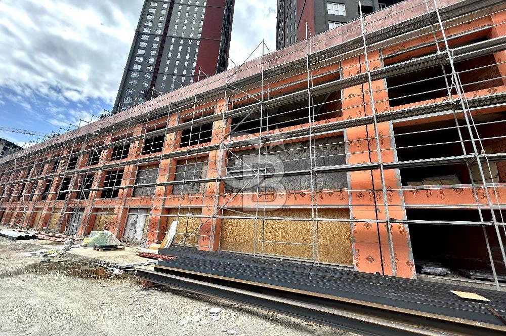 ÖDÜL İSTANBUL BEYLİKDÜZÜ - SATILIK 753 m² 3 KATLI TİCARİ ALAN