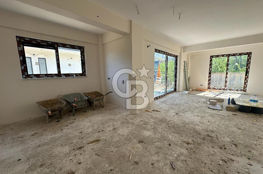Kuş Sesleriyle Uyanın: Sapancada Orman İçinde 5+1 Doğa Villa