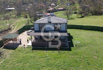 Doğayla İç İçe, Eşyalarıyla Hazır! Mudurnuda 284 m² Müstakil