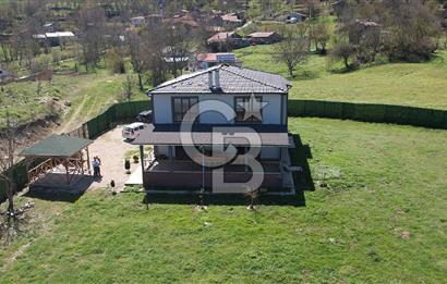 Doğayla İç İçe, Eşyalarıyla Hazır! Mudurnuda 284 m² Müstakil