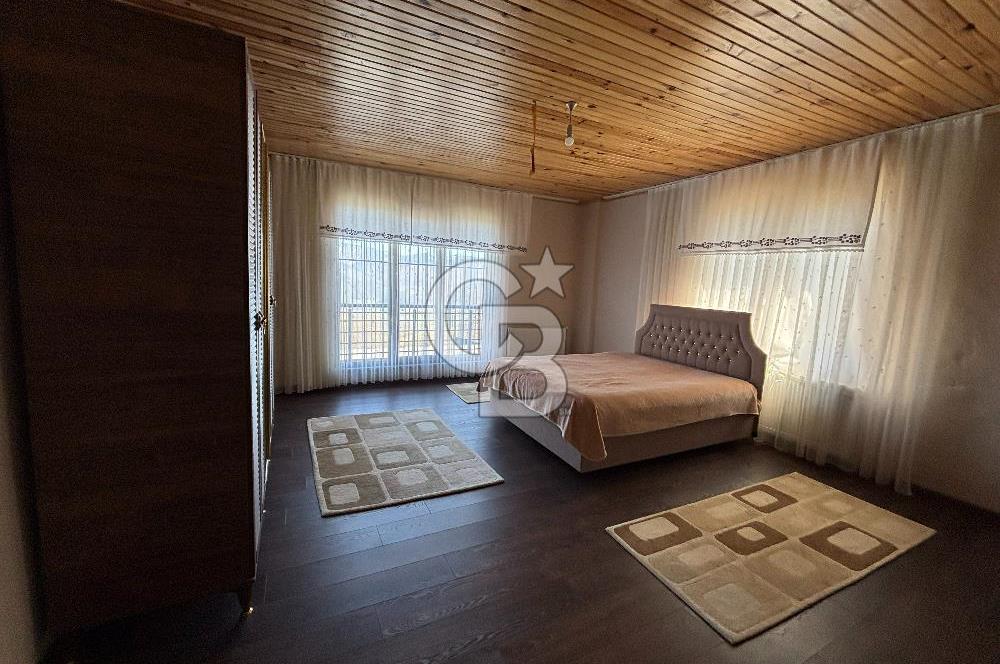 Doğayla İç İçe, Eşyalarıyla Hazır! Mudurnuda 284 m² Müstakil