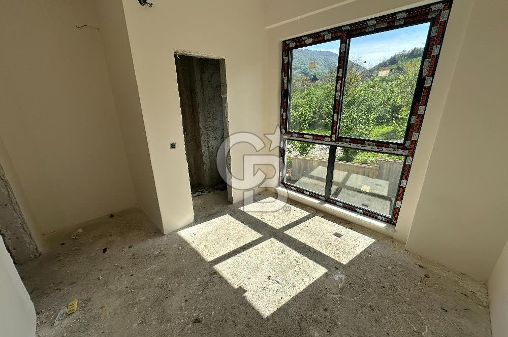 Kuş Sesleriyle Uyanın: Sapancada Orman İçinde 5+1 Doğa Villa