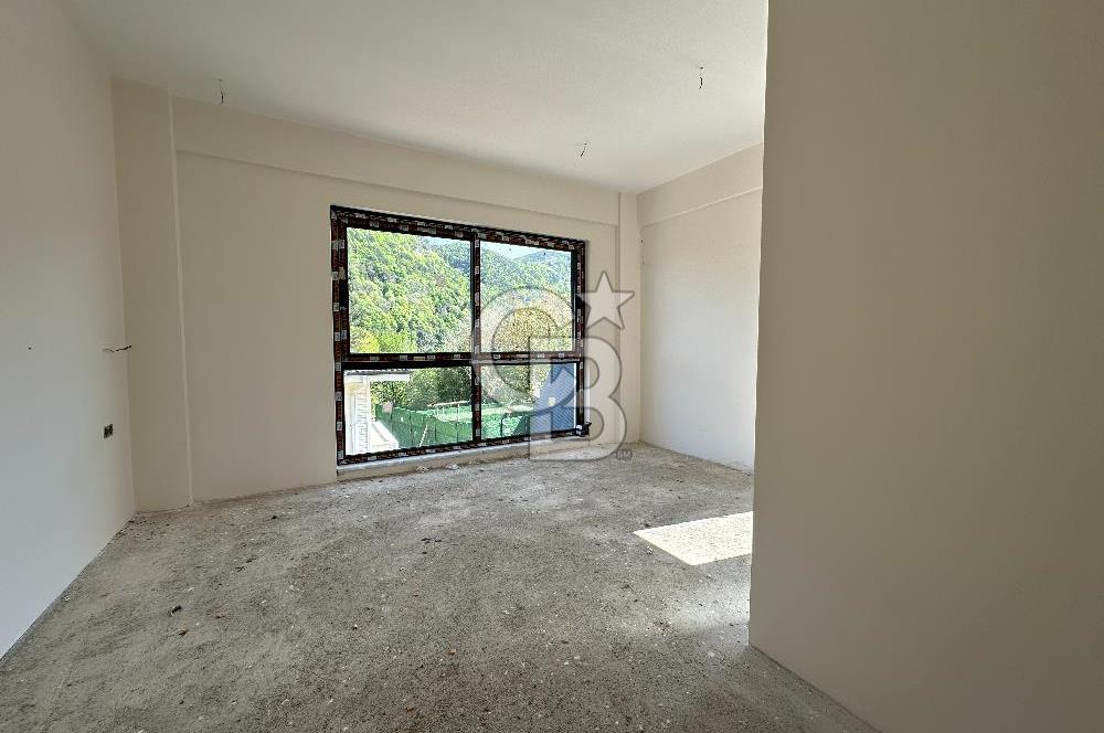Kuş Sesleriyle Uyanın: Sapancada Orman İçinde 5+1 Doğa Villa
