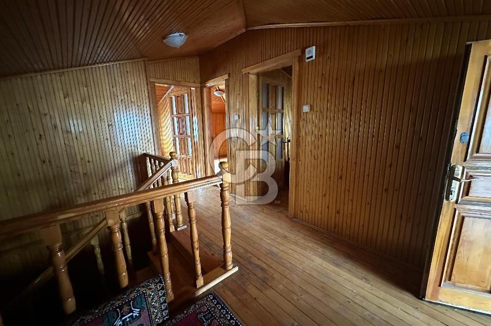 ESKİ BAŞKANIN VİLLASI SATILIK! 320 m² KAPALI GARAJLI