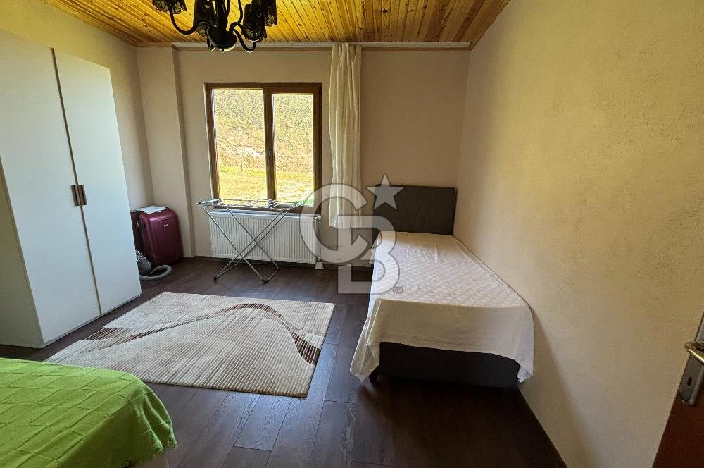Doğayla İç İçe, Eşyalarıyla Hazır! Mudurnuda 284 m² Müstakil