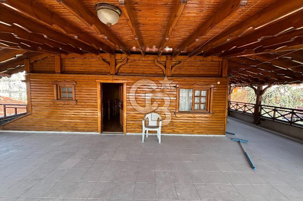 ESKİ BAŞKANIN VİLLASI SATILIK! 320 m² KAPALI GARAJLI