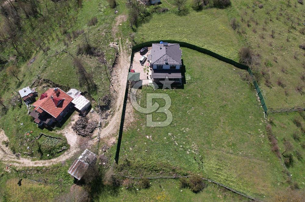 Doğayla İç İçe, Eşyalarıyla Hazır! Mudurnuda 284 m² Müstakil