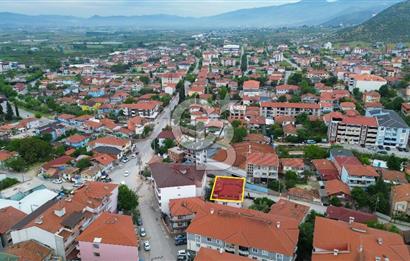 ESKİ BAŞKANIN VİLLASI SATILIK! 320 m² KAPALI GARAJLI