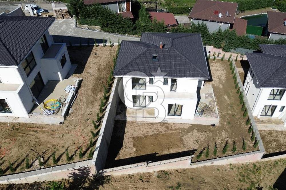 Kuş Sesleriyle Uyanın: Sapancada Orman İçinde 5+1 Doğa Villa