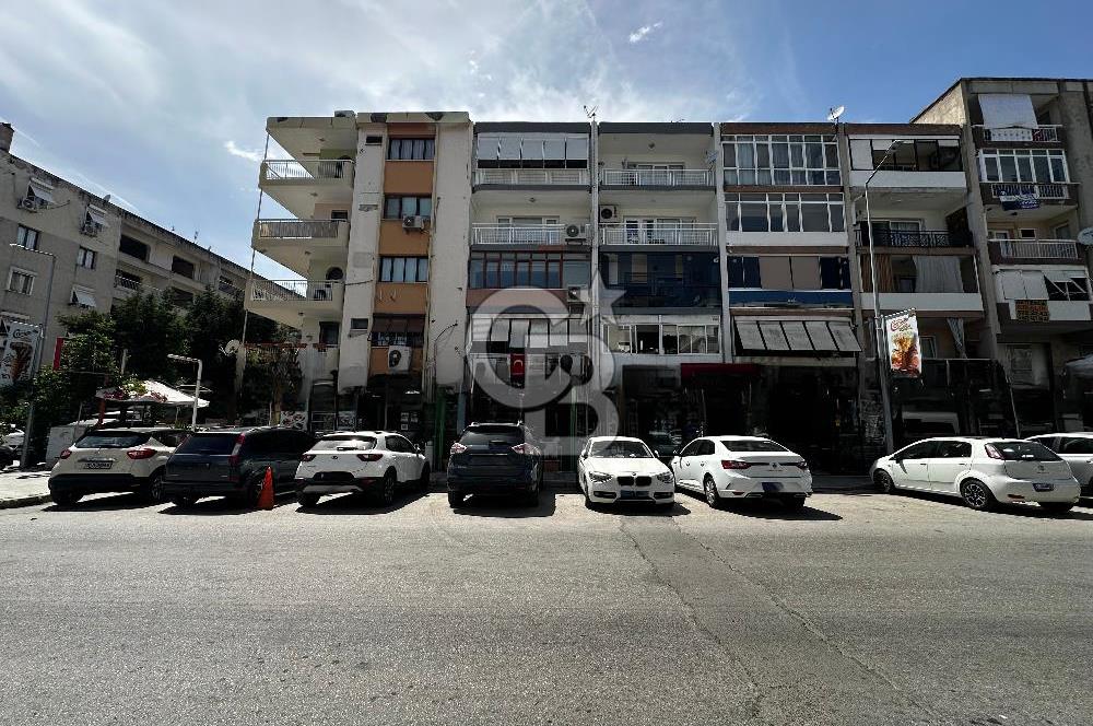 KARŞIYAKA RÜŞTÜ ŞARDAĞ CADDESİNDE 3+1 KİRALIK DAİRE