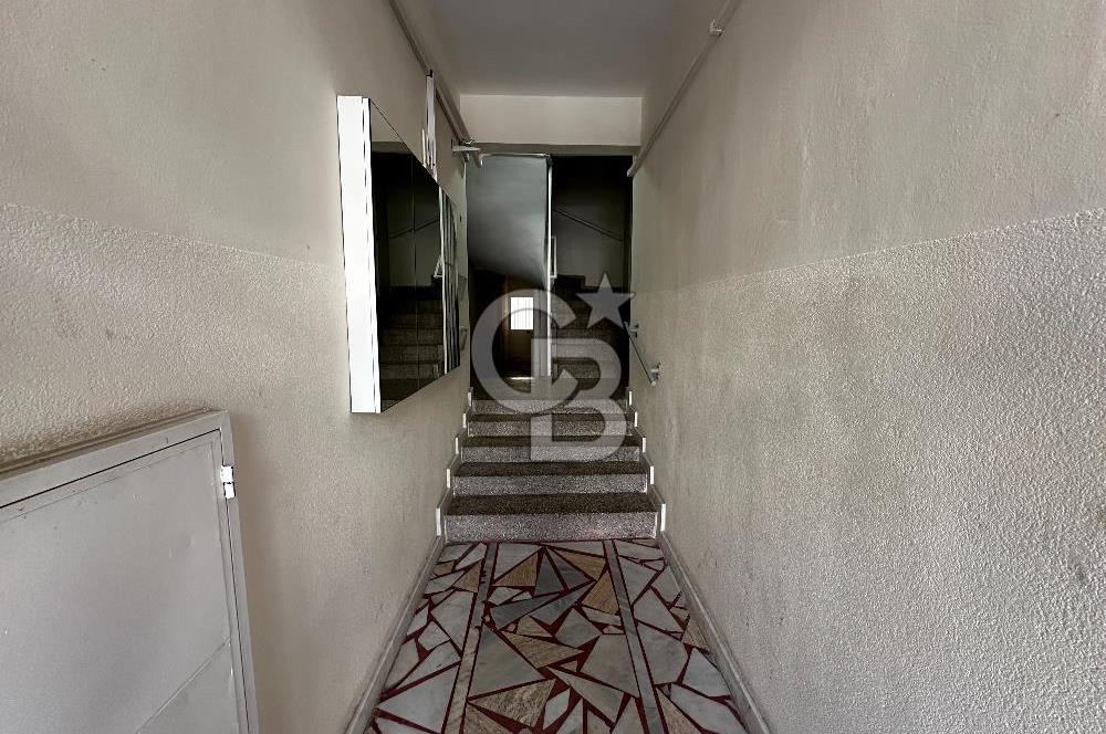 KARŞIYAKA RÜŞTÜ ŞARDAĞ CADDESİNDE 3+1 KİRALIK DAİRE