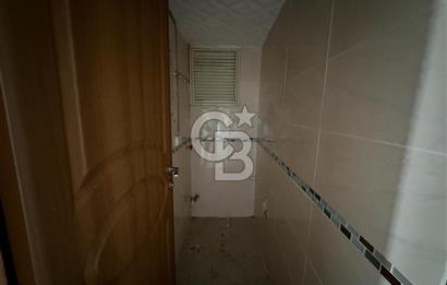 KARŞIYAKA RÜŞTÜ ŞARDAĞ CADDESİNDE 3+1 KİRALIK DAİRE
