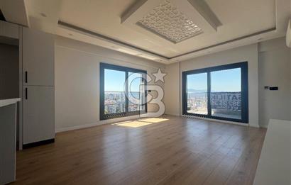 Çiğli esentepe de deniz manzaralı lüks 2 + 1 daire