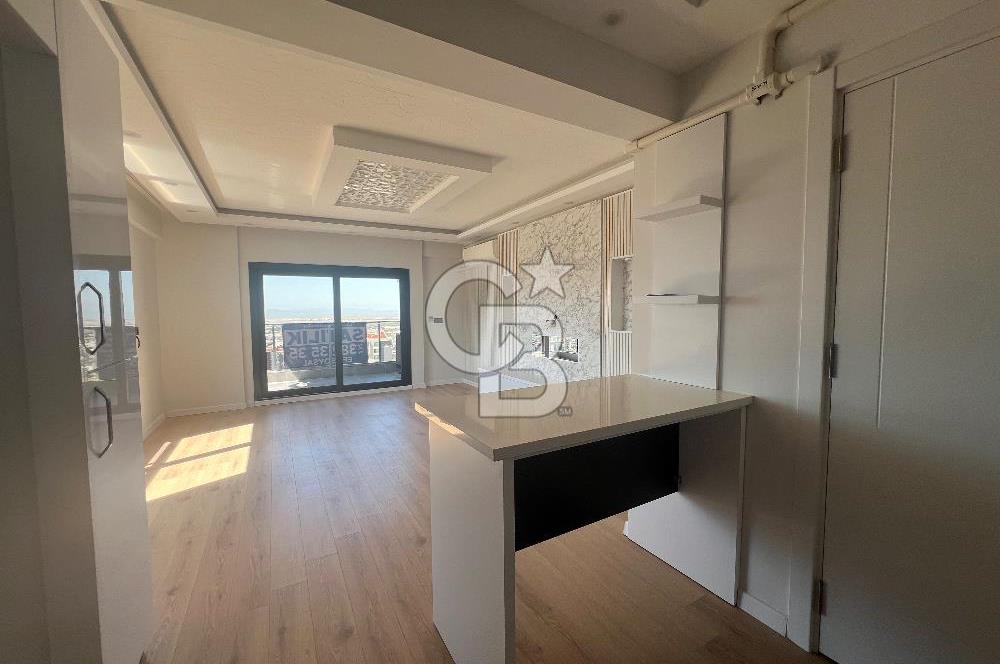 Çiğli esentepe de deniz manzaralı lüks 2 + 1 daire