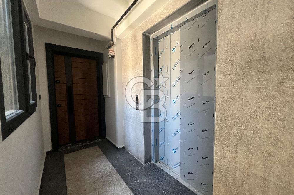 Çiğli esentepe de deniz manzaralı lüks 2 + 1 daire
