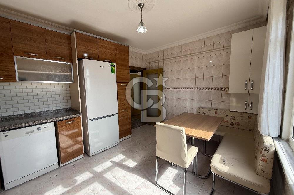 MALTEPE FINDIKLI MAHALLESİNDE EŞYALI KİRALIK 3+1