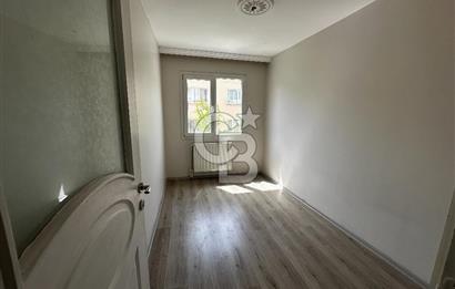 KARŞIYAKA RÜŞTÜ ŞARDAĞ CADDESİNDE 3+1 KİRALIK DAİRE