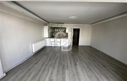 KARŞIYAKA RÜŞTÜ ŞARDAĞ CADDESİNDE 3+1 KİRALIK DAİRE