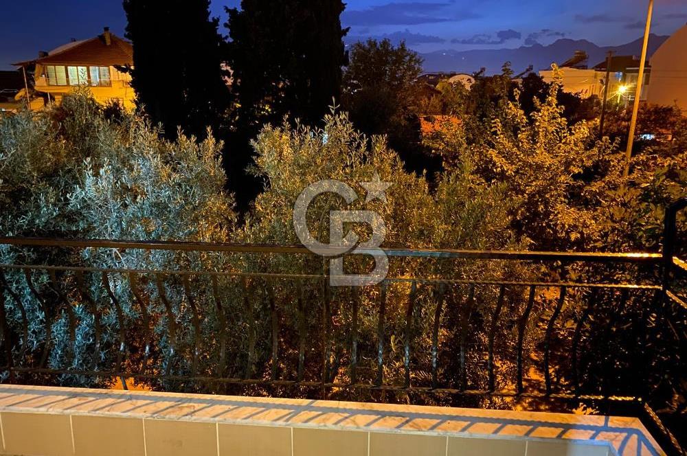 TRAMVAYA YAKIN ÇAMLIBELDE 2+1 ARA KAT FIRSAT DAİRE