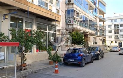 İzmir Karşıyaka'da Cadde Üzeri Satılık İşyeri