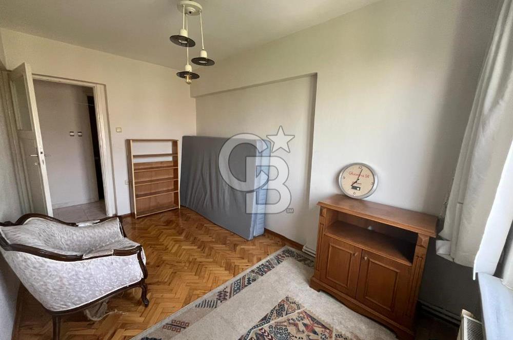 Kadıköy Merdivenköyde 3+1 kiralık daire 