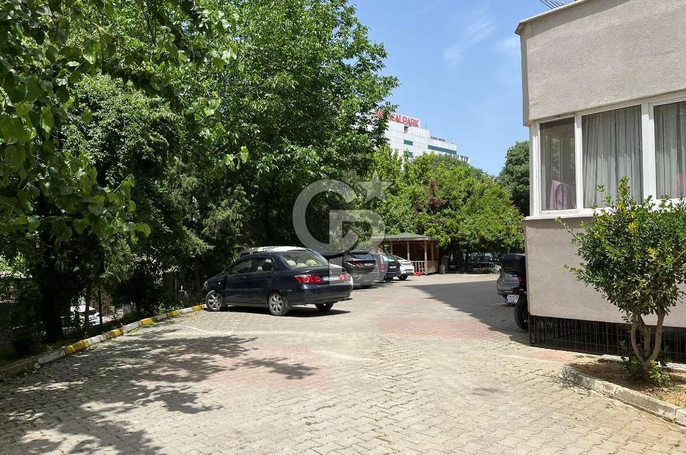 Kadıköy Merdivenköyde 3+1 kiralık daire 