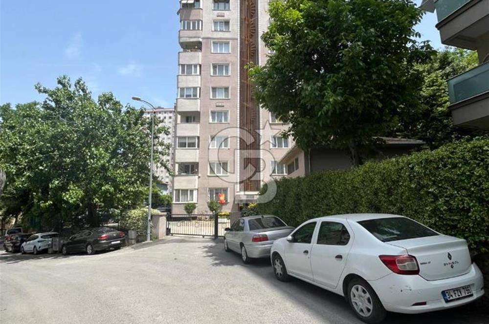 Kadıköy Merdivenköyde 3+1 kiralık daire 