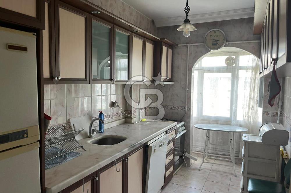 Kadıköy Merdivenköyde 3+1 kiralık daire 