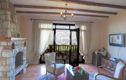 Fethiye Faralya’da Satılık Yüksek Gelir Getiren Doğanın İçinde Yatırımlık Butik Otel 