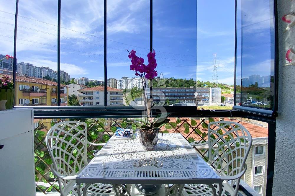 PENDİK ÇINAR LİFE SİTESİNDE ÖZEL TASARIM VE EŞYALI 3+1 SATILIK