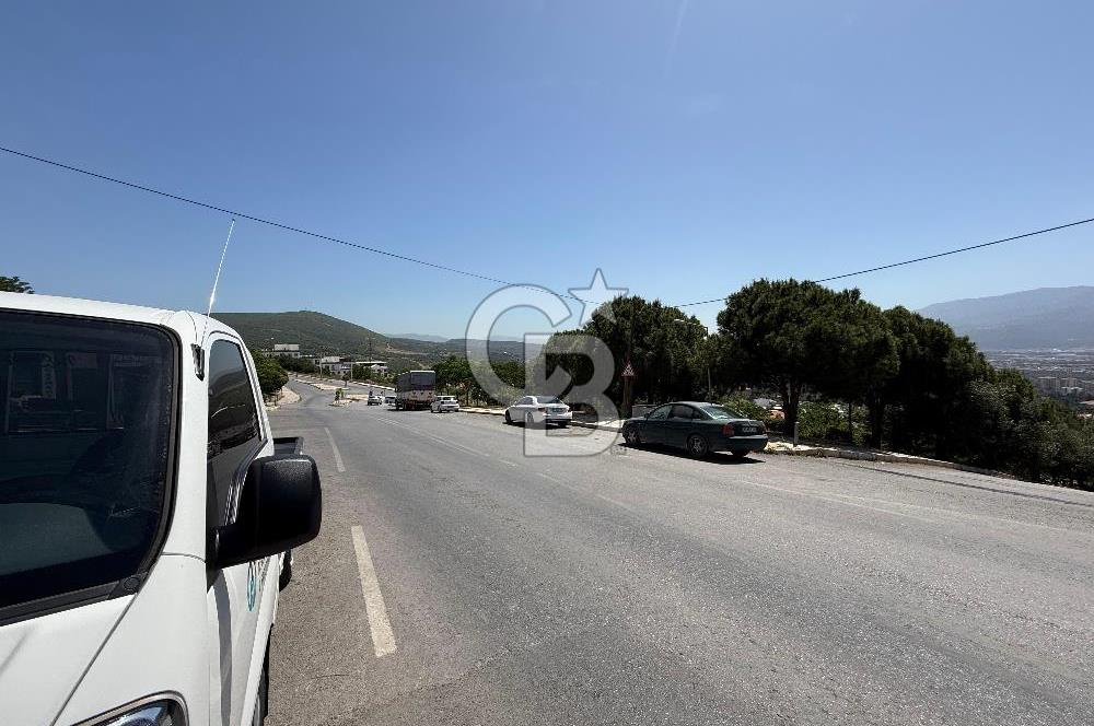 BORNOVA KIZILAY'DA EMSALSİZ SATILIK ARSA