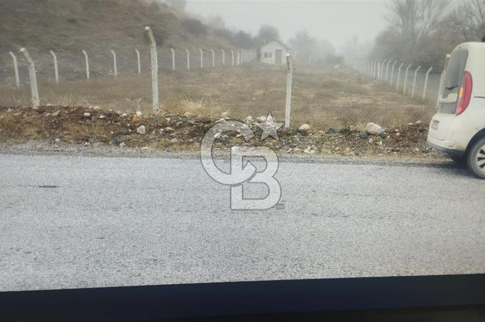 ELMADAĞ DELİLER MAH. TEK TAPU MÜSTAKİL EVLİ YOLA CEPHE TARLA