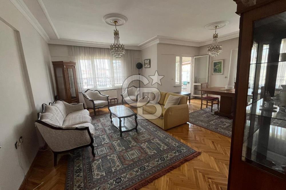 Kadıköy Merdivenköyde 3+1 kiralık daire 