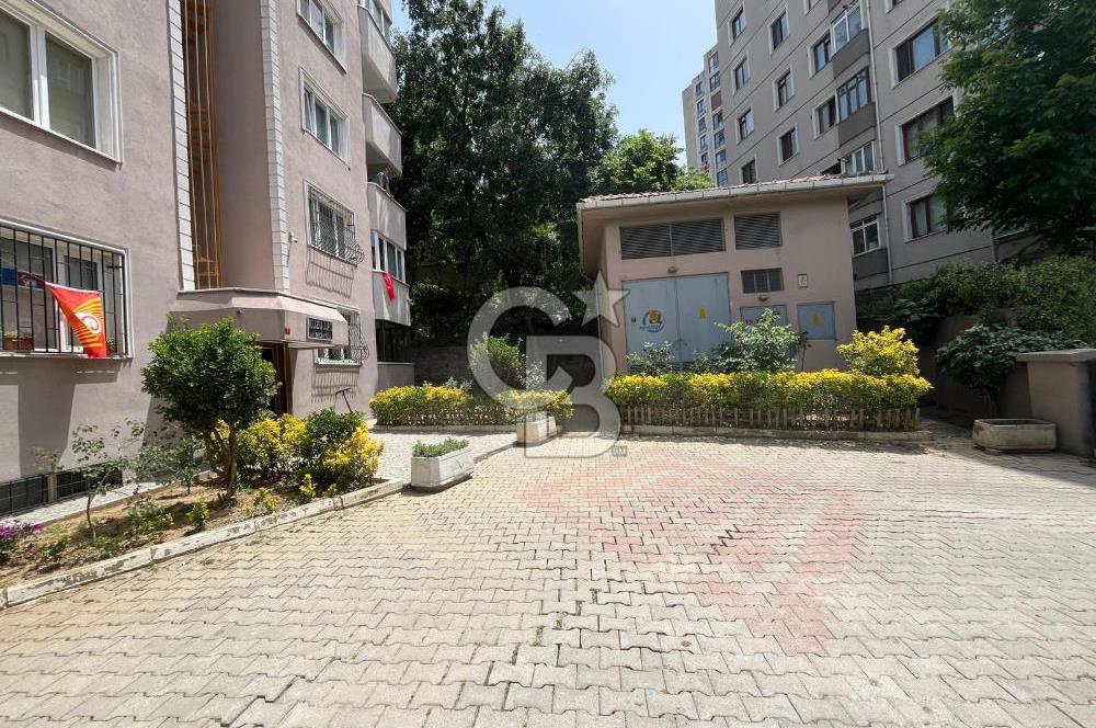 Kadıköy Merdivenköyde 3+1 kiralık daire 