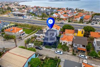 URLA KALABAK MAH. SATILIK 4+1 TRİPLEKS VİLLA