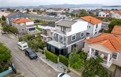 URLA KALABAK MAH. SATILIK 4+1 TRİPLEKS VİLLA