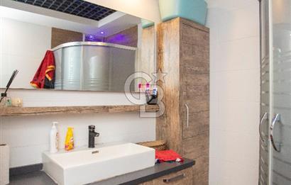 Menemen Ulus Mahalle Karanfil Evlerinde Satılık 3+1 140m2 Daire