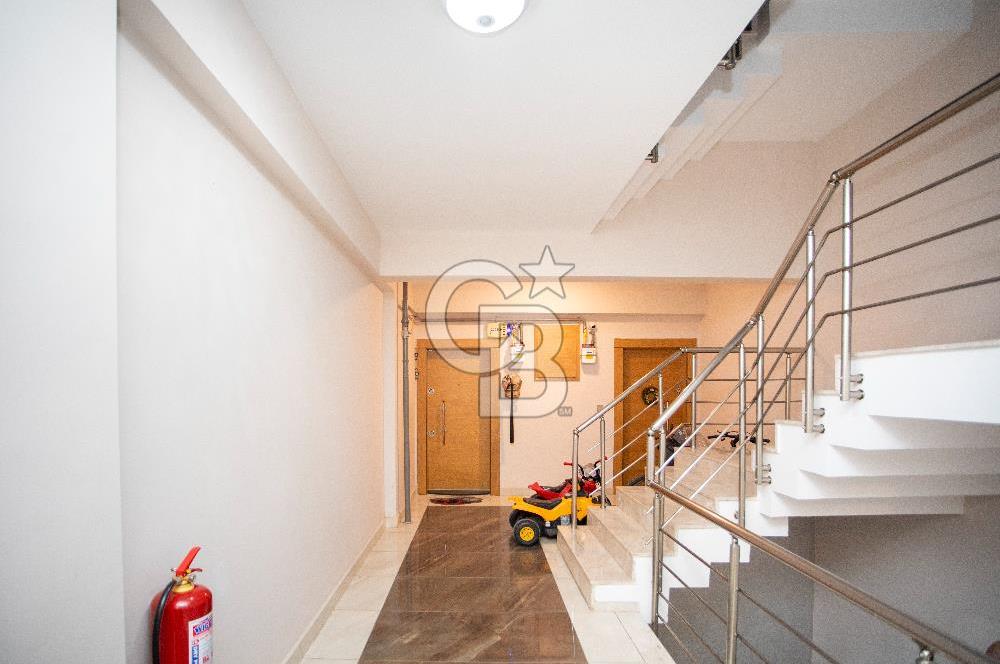 Menemen Ulus Mahalle Karanfil Evlerinde Satılık 3+1 140m2 Daire
