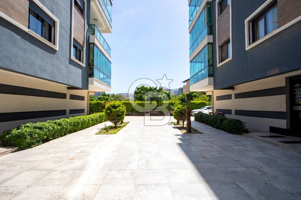 Menemen Ulus Mahalle Karanfil Evlerinde Satılık 3+1 140m2 Daire
