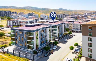 Menemen Ulus Mahalle Karanfil Evlerinde Satılık 3+1 140m2 Daire