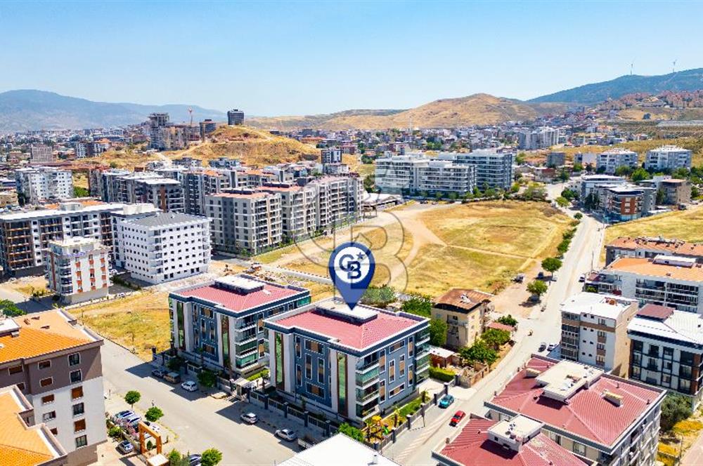 Menemen Ulus Mahalle Karanfil Evlerinde Satılık 3+1 140m2 Daire