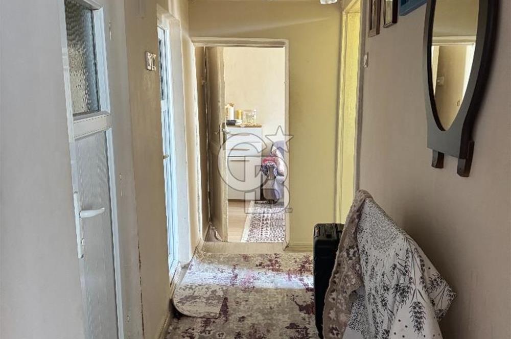 Beyoğlu Kumbaracı Yokuşunda Ortak Teraslı 4.kat 2+1 satılık