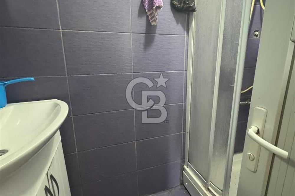 Beyoğlu Kumbaracı Yokuşunda Ortak Teraslı 4.kat 2+1 satılık