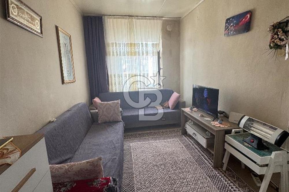 Beyoğlu Kumbaracı Yokuşunda Ortak Teraslı 4.kat 2+1 satılık