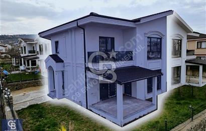 CB ENVOY'dan Başiskele Yeniköy Kolej Caddesinde Lüks Villa