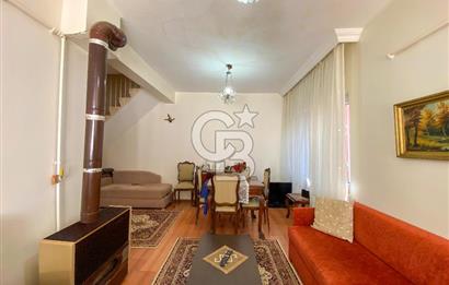 ÜSKÜDAR BARBAROS MAHALLESİ'NDE BAHÇELİ 2+1 MÜSTAKİL EV
